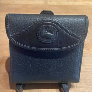 Dooney and Bourke W76 Vintage Wallet solid black.